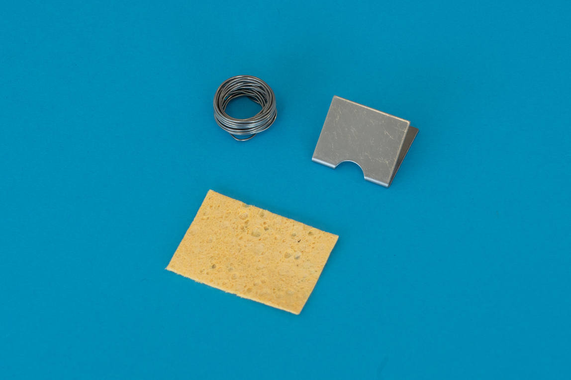 Solder, soldering stand and sponge