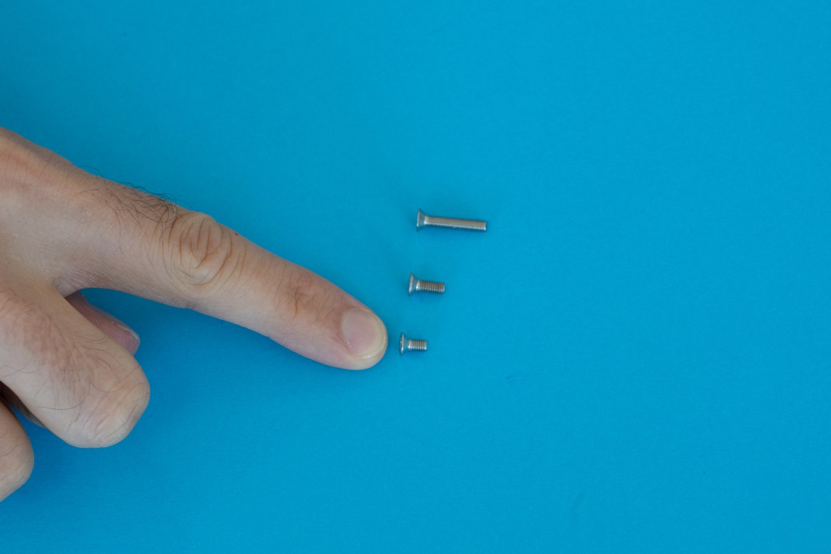 The 6mm bolt